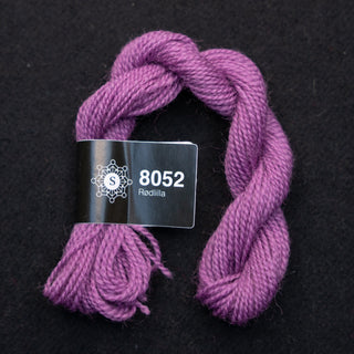 Broderigarn - Ull - Perle 70 - Hillesvåg Ullvarefabrikk - Rødlilla 8052
