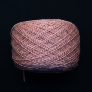 Vevgarn - Grindvev - Ull - Perle 70 - Nøste/Fedd 50 gr / Hespe 100 gr - Blek Rosa 8105