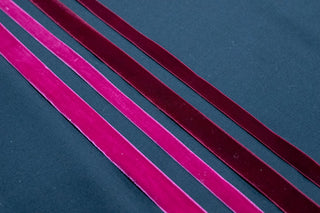 Bånd - Fløyel - Mørk rød/Rosa - 16 mm / 23 mm