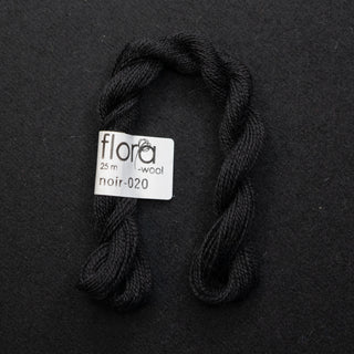 Broderigarn - Ull - Flora Noir - Svart