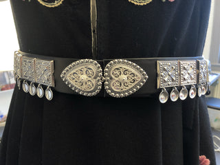 Bunadsølv - Belter og beltestøler