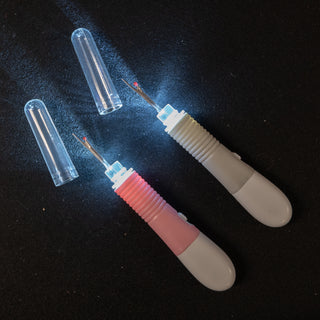 Denne er genial! Sprettekniv med LED-lys - Grå og rosa
