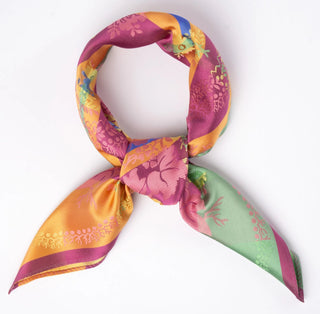 Silkesjal - Bunad - Madeleine 002