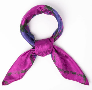 Silkesjal - Bunad - Herborg 013