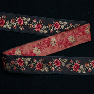 Bånd - 100% Silke - Amy - Svart og rød - 40mm