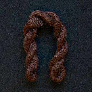 Broderigarn og beltegarn - Ull - Jane Boddy - 5 gr - 25 m - Brun 33