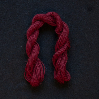 Broderigarn og beltegarn - Ull - Jane Boddy - 5 gr - 25 m - Vinrød 24