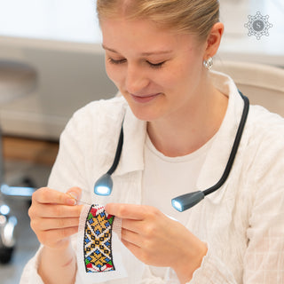 Nakkelampe med sterkt lys – Batteridrevet – Carson