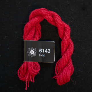 Broderigarn - Ull - Perle 70 - Hillesvåg Ullvarefabrikk - Frisk rød 6143