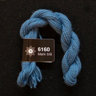 Broderigarn - Ull - Perle 70 - Hillesvåg Ullvarefabrikk - Mørk blå 6160