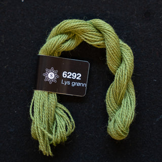 Broderigarn - Ull - Perle 70 - Hillesvåg Ullvarefabrikk - Lys grønn 6292